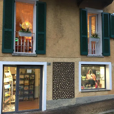 Petit Bijou Apartment Varenna