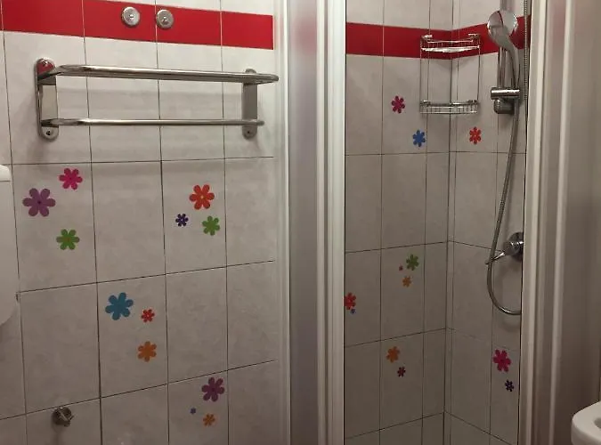 Petit Bijou * فارينا